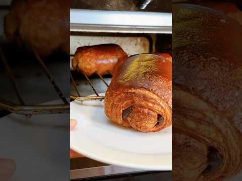 Pain au Chocolat faster than pancakes. Trader Joe's chocolate croissant hack #quickrecipe #shorts